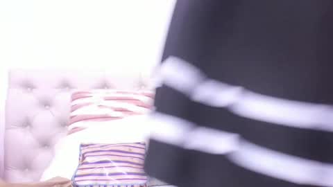    online show from December 18, 10:13 pm