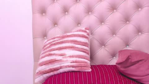    online show from December 15, 3:20 pm