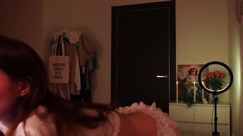 Im here on Fridays Saturdays Sundays  online show from November 24, 2:02 am