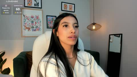 tiffany_low online show from April 4, 3:44 pm