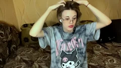 Tiffany online show from April 11, 3:48 pm