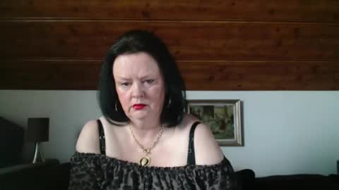 TiffanyMature online show from October 8, 7:35 am