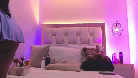 tifanny online show from February 12, 10:50 am