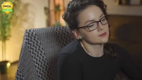 tiffanyriox online show from January 8, 2:04 am