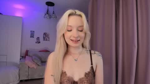 Tiffany online show from March 5, 3:24 am