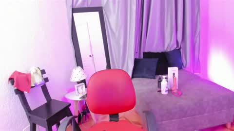 tiinajonus_ online show from June 5, 4:27 am