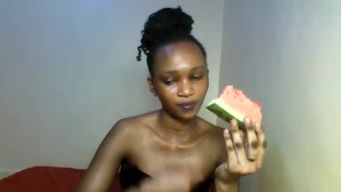 Tina online show from December 13, 8:15 pm