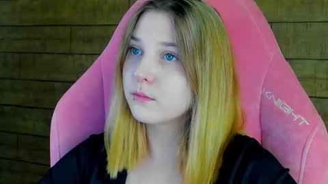 TinaBurton online show from March 17, 4:55 pm