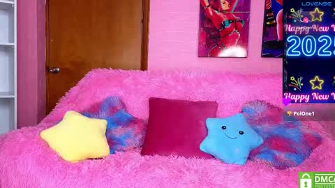 Snapshot of tiny_vixen_ chatting on January 17, 5:08 pm tiny_vixen_ online show from January 17, 5:08 pm