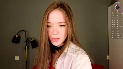 Annie online show from March 6, 9:10 pm