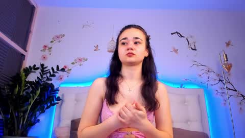 Amy online show from April 1, 4:46 am