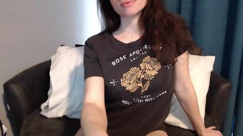 TinyyTina online show from January 14, 8:04 pm