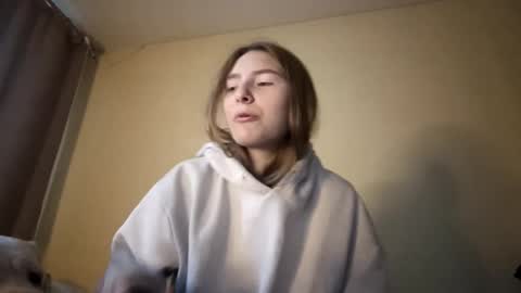 Hi Im Carry 18 years old online show from November 28, 7:00 am