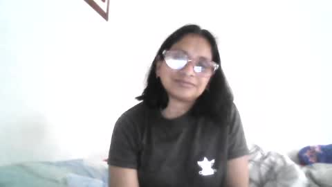 Ester online show from August 9, 8:56 pm