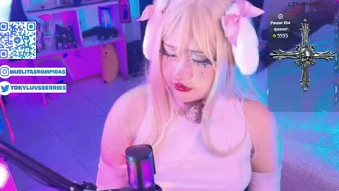 toky         online show from April 23, 5:04 am