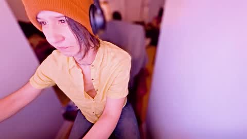 Snapshot of tomboy_titties chatting on September 13, 5:59 am tomboy_titties online show from September 13, 5:59 am