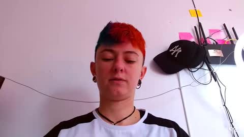 Blue online show from February 6, 5:09 pm