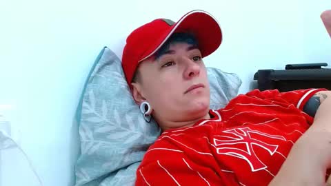 Blue online show from November 8, 8:58 pm