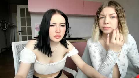 toooli online show from May 6, 2:04 am