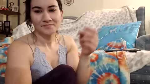 toosieslide4 online show from December 18, 2:49 am