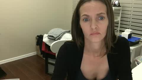 Tori Ryann online show from February 12, 6:37 am