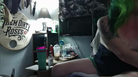 ToxicTemptress420 online show from January 16, 5:25 am