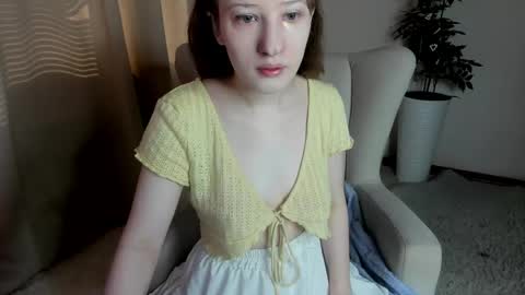 tracy_aww online show from April 30, 8:30 am