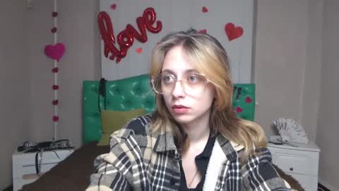 TracyLeeBB online show from February 1, 6:12 am