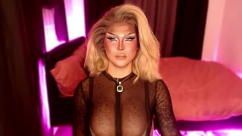 Jade online show from December 15, 11:37 am