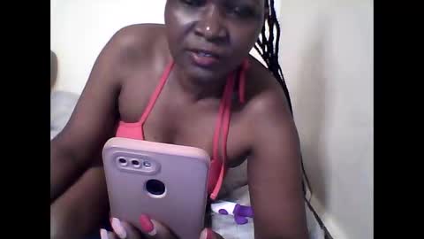 trizzer2030 online show from December 17, 3:22 am