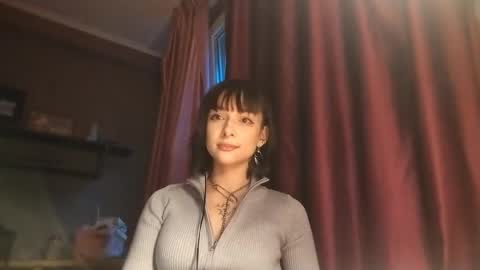 Poly online show from December 22, 1:14 pm