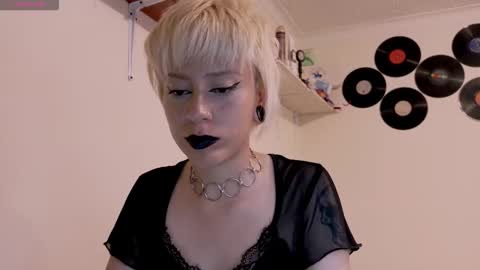 Cait online show from October 8, 3:11 am