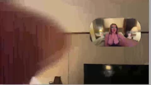 twosmallholes42 online show from March 3, 5:35 am