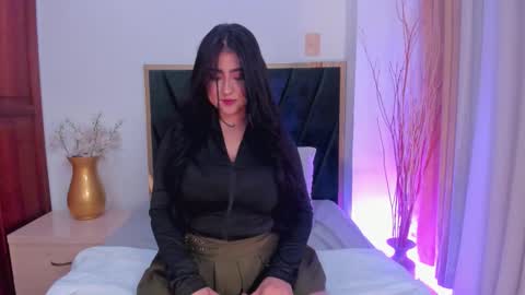 Tyanna Ferrell online show from October 16, 2:14 am