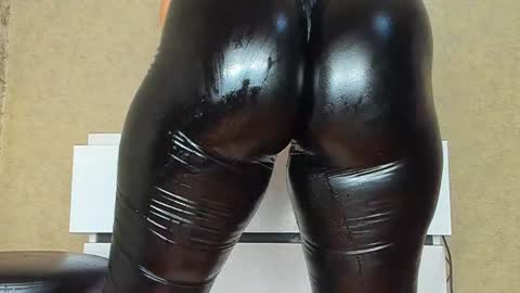 tykita online show from December 20, 8:40 am