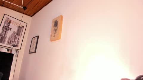       online show from December 15, 4:07 am