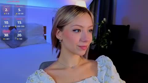 umpa_lummpa_ online show from April 19, 2:33 am