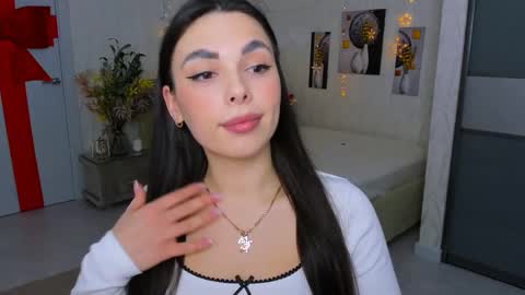 Patricia online show from February 9, 7:41 pm