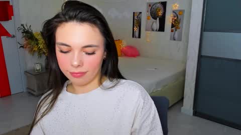 Patricia online show from March 12, 4:24 pm