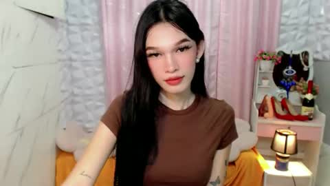 ur_asianbabexxx online show from November 26, 7:42 am