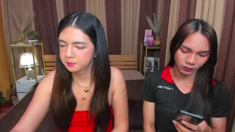 REIN AND NATASHA online show from April 23, 1:02 pm