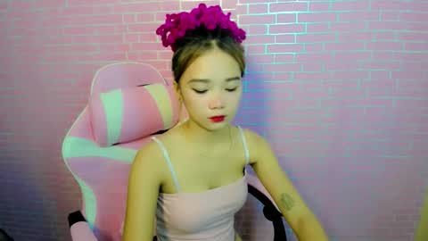 ur_sweetgirl_clarace online show from September 17, 4:38 pm