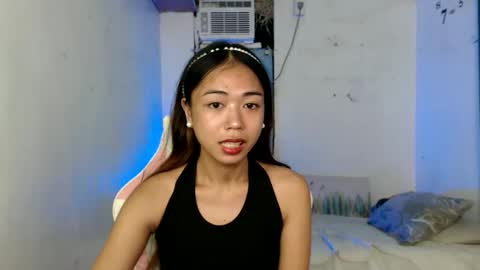 ayumi reacher online show from November 6, 9:15 am