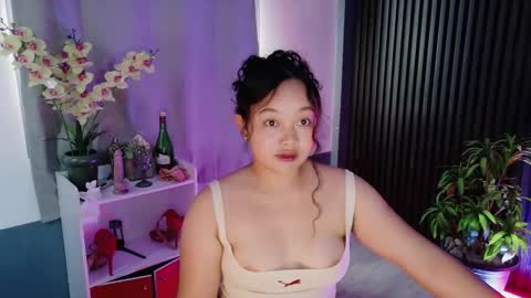 Scarlet online show from February 17, 2:55 am