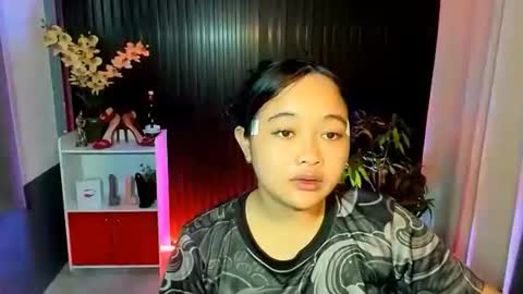 Scarlet online show from November 2, 4:16 am