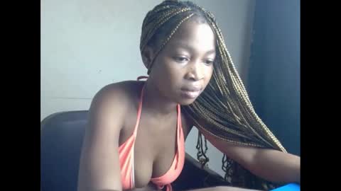 urflirtydoll online show from January 19, 5:15 am