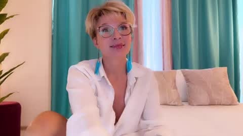 Jenny online show from July 12, 1:12 pm