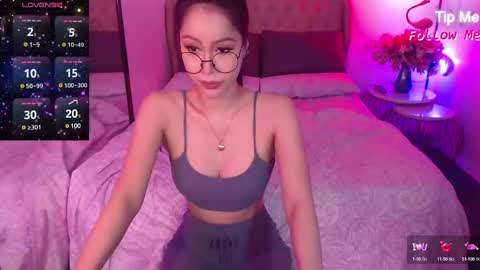 angela online show from February 8, 5:40 am