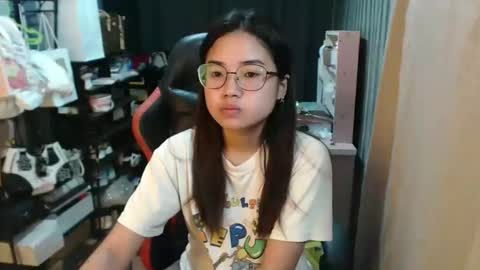 Snapshot of urlovelychinita chatting on October 10, 7:52 pm urlovelychinita online show from October 10, 7:52 pm