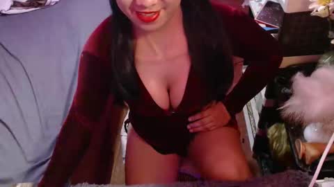 sofia online show from April 6, 3:50 am